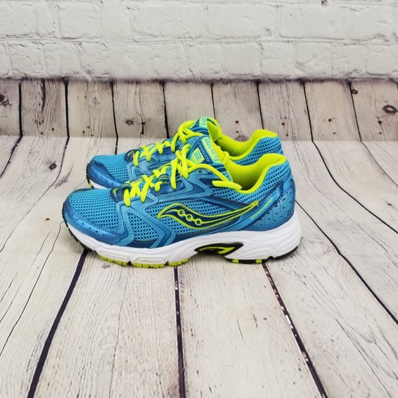 Saucony Shoes - Saucony Oasis 2 Workout Shoes